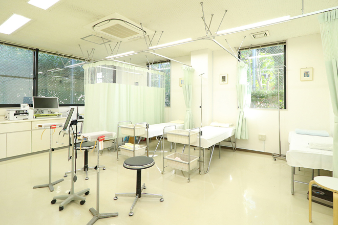 福岡市南区の内視鏡検査専門のクリニックの処置室